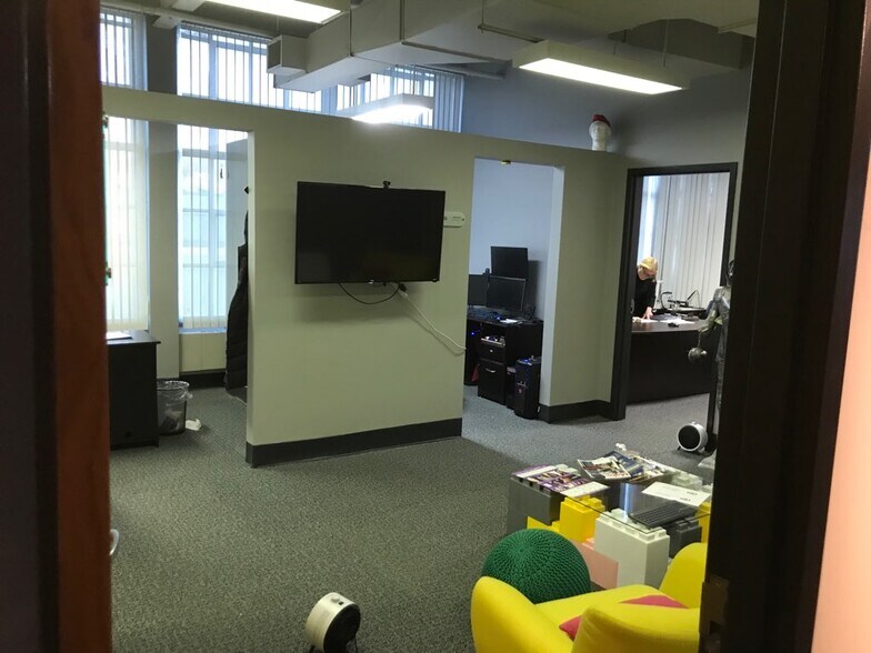 More Photos Of 100 Barber Ave, Worcester Office For Sale