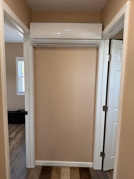 More Photos Of 4881 Pittsburgh Rd, Harrisville Light Distribution For Sale