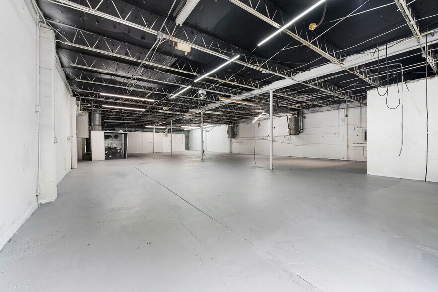 More Photos Of 709 NW 8th Ave, Fort Lauderdale Warehouse For Lease