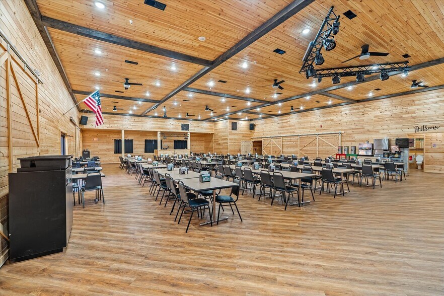 Primary Photo Of 601 School St, Morrison Light Distribution For Sale