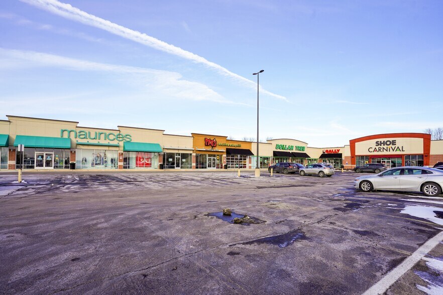 More Photos Of 3308 N Wayne St, Angola General Retail For Lease