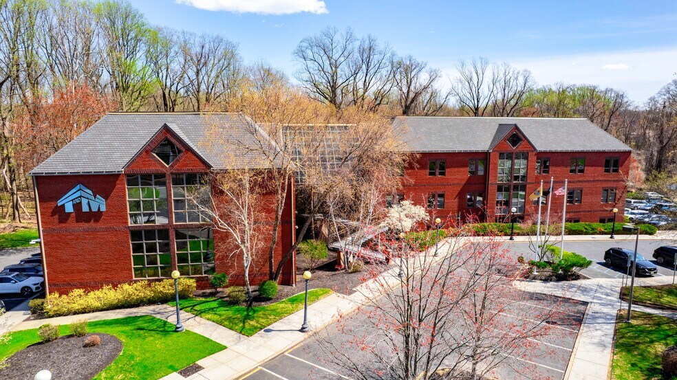 Primary Photo Of 11 Tindall Rd, Middletown Office For Sale