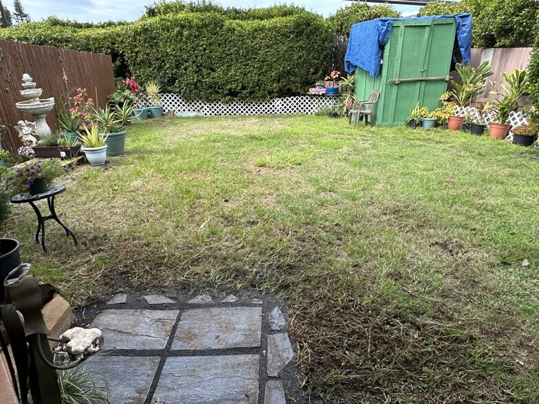 More Photos Of 3135 Lower Kula Rd, Kula Storefront Retail Office For Sale