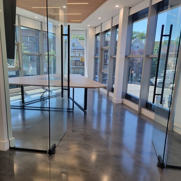 More Photos Of 678 Dahill Rd, Brooklyn Storefront Retail Residential For Lease
