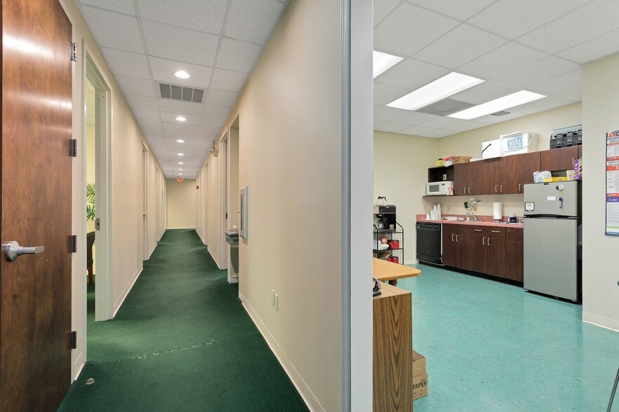 More Photos Of 1920 Boothe Cir, Longwood Office For Lease
