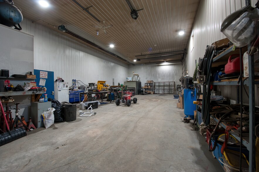 More Photos Of 3419 33 St, Whitecourt Industrial For Sale