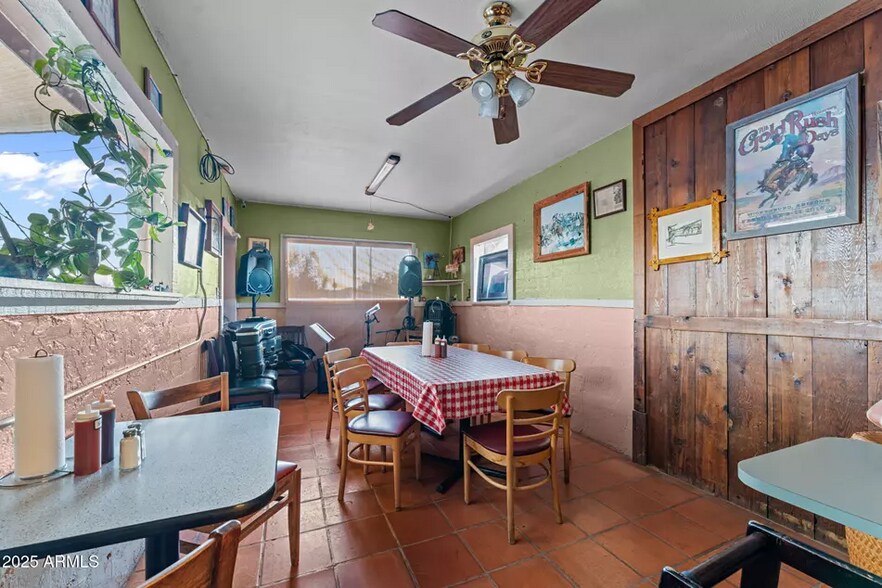 More Photos Of 686 N Tegner St, Wickenburg Restaurant For Sale