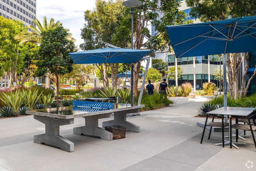 More Photos Of 300 Continental Blvd, El Segundo Unknown For Lease