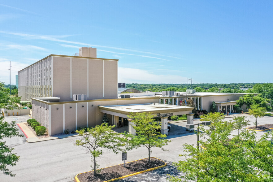 Primary Photo Of 655 N 108th Ave, Omaha Hotel For Sale