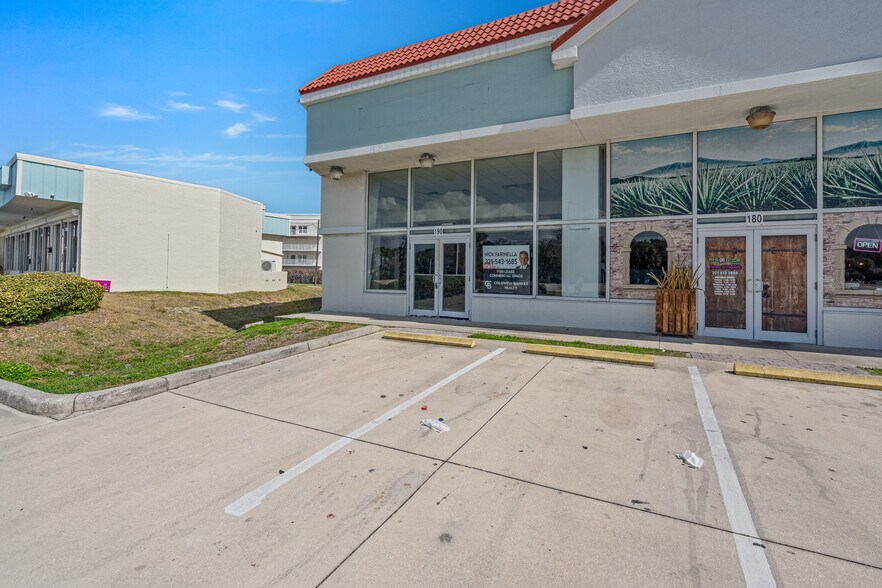 More Photos Of 5240 N Atlantic Ave, Cocoa Beach General Retail For Lease
