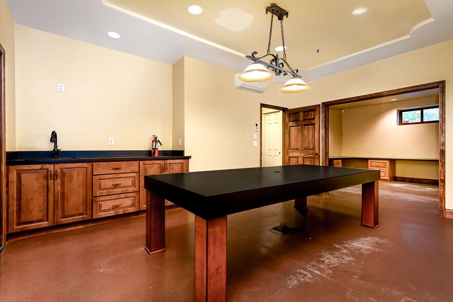 More Photos Of 12257-12295 Loma Rica Dr, Grass Valley Warehouse For Sale