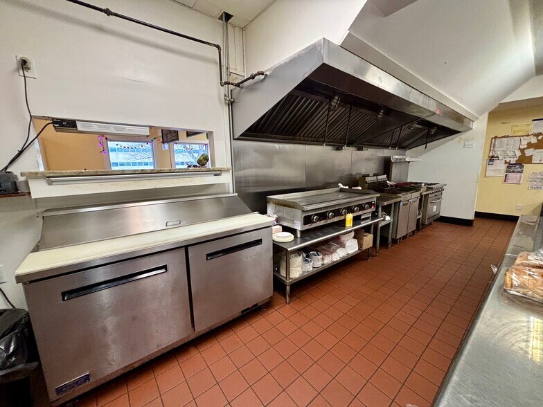 More Photos Of 180 Sacandaga Rd, Schenectady General Retail For Sale