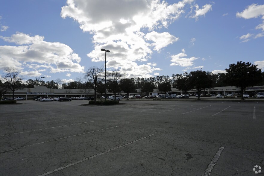 More Photos Of 4020 Capital Blvd, Raleigh Unknown For Lease