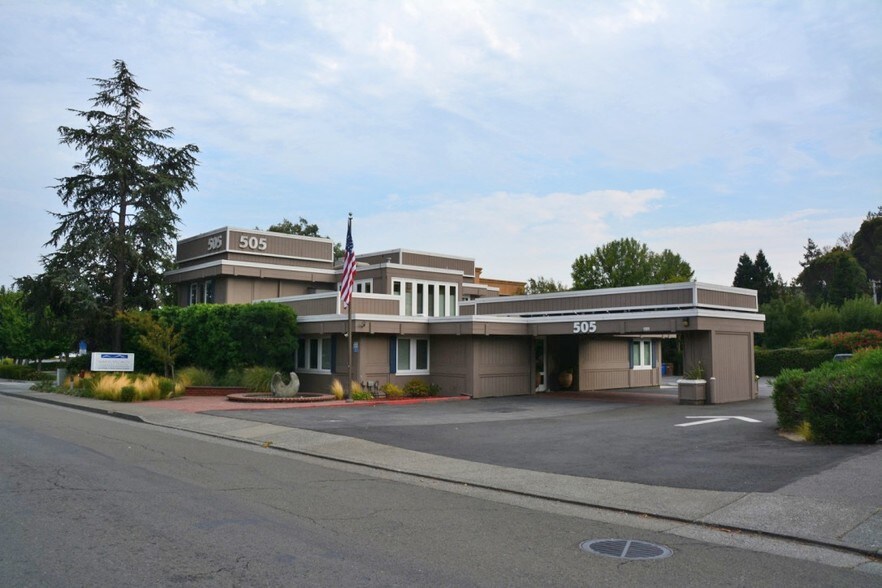 More Photos Of 505 Sir Francis Drake Blvd, Greenbrae Office For Sale