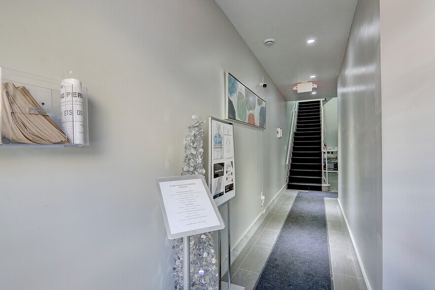 More Photos Of 715-717 Queen St E, Toronto Storefront Retail Office For Lease