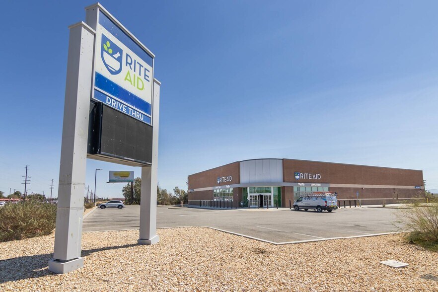 More Photos Of 2938 W Rosamond Blvd, Rosamond Drugstore For Sale