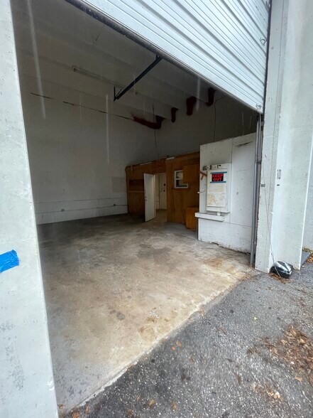 More Photos Of 3851 NW 126th Ave, Coral Springs Warehouse For Lease