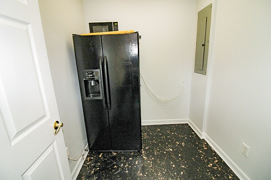 More Photos Of 5317 Stanton Rd, Knoxville Medical For Lease