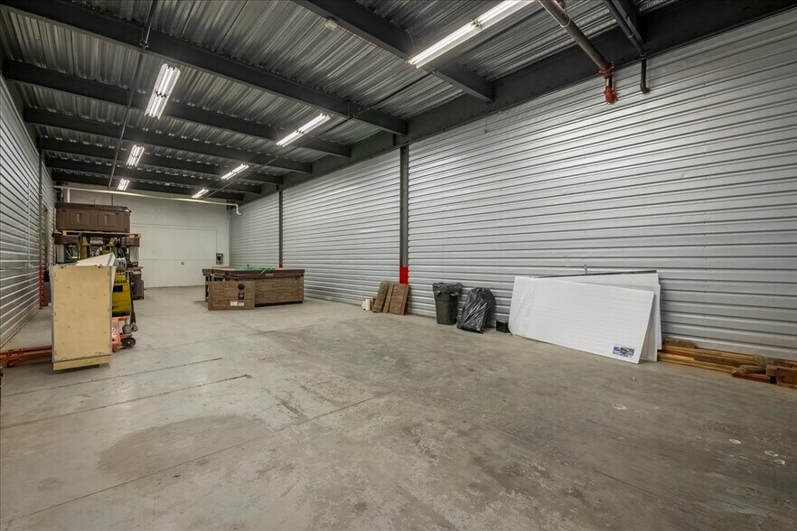 More Photos Of 871 Brickyard Cir, Golden Warehouse For Lease