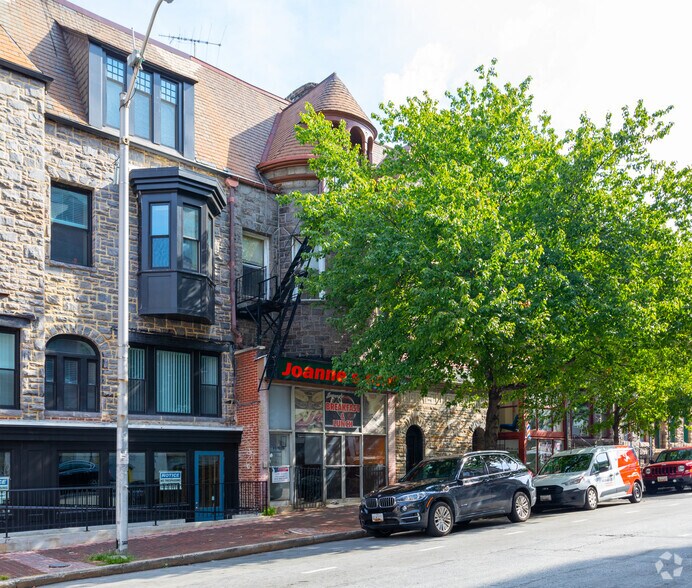 Primary Photo Of 6 E Preston St, Baltimore Restaurant For Lease