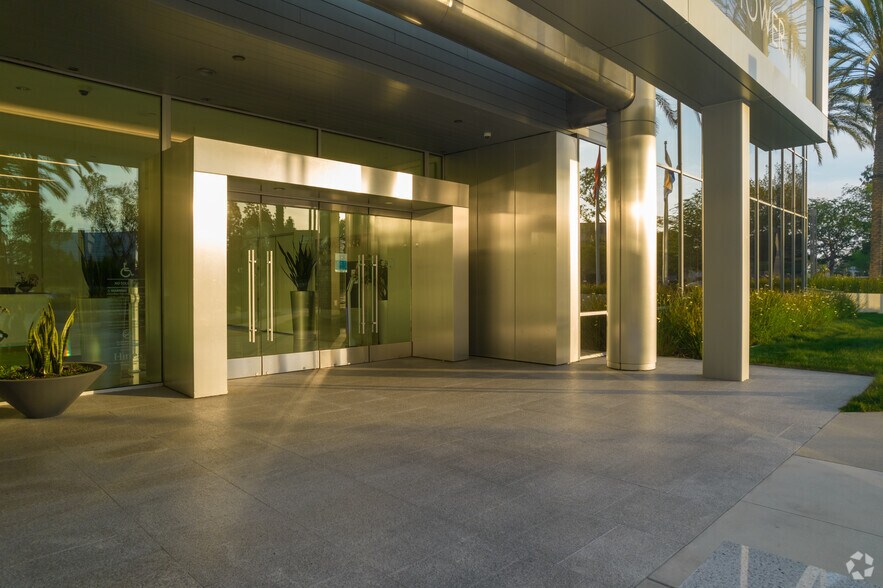 More Photos Of 4000 MacArthur Blvd, Newport Beach Coworking Space