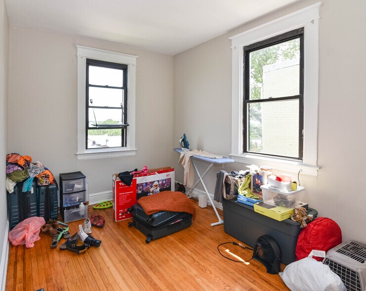 More Photos Of 2107-2111 Park Ave, Baltimore Apartments For Sale