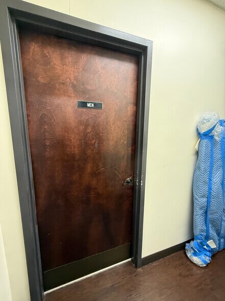 More Photos Of 221 NE Ivanhoe Blvd, Orlando Loft Creative Space For Lease