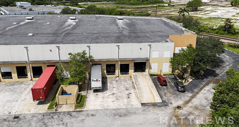 More Photos Of 681 SW 16th Ter, Pompano Beach Warehouse For Lease