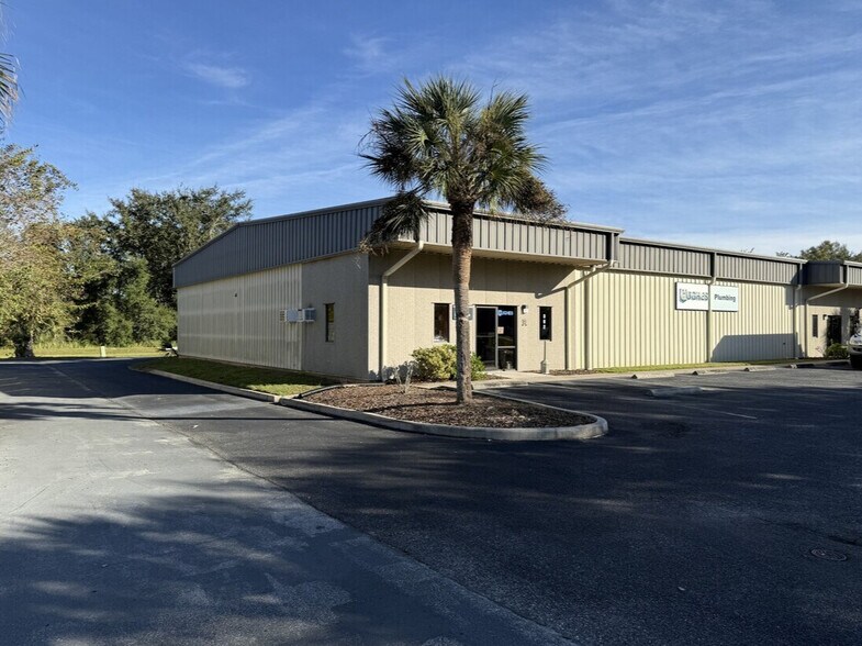 More Photos Of 302 Richey Rd, Leesburg Warehouse For Lease