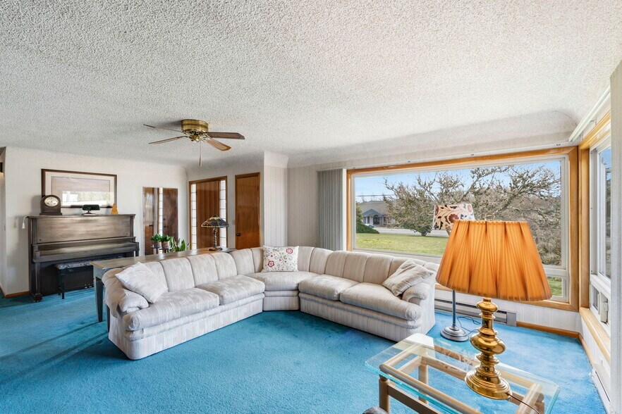 More Photos Of 1553 Bishop Rd, Chehalis Flex For Sale