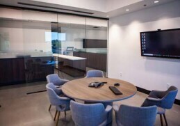 More Photos Of 900 E Lone Cactus Dr, Phoenix Warehouse For Sale