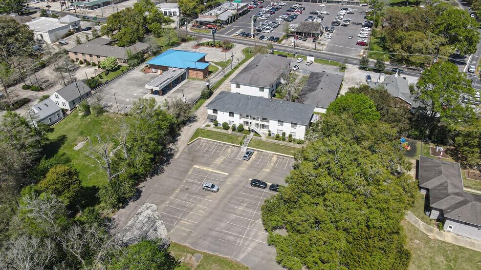 More Photos Of 7384-7388 Highland Dr, Baton Rouge Office For Sale