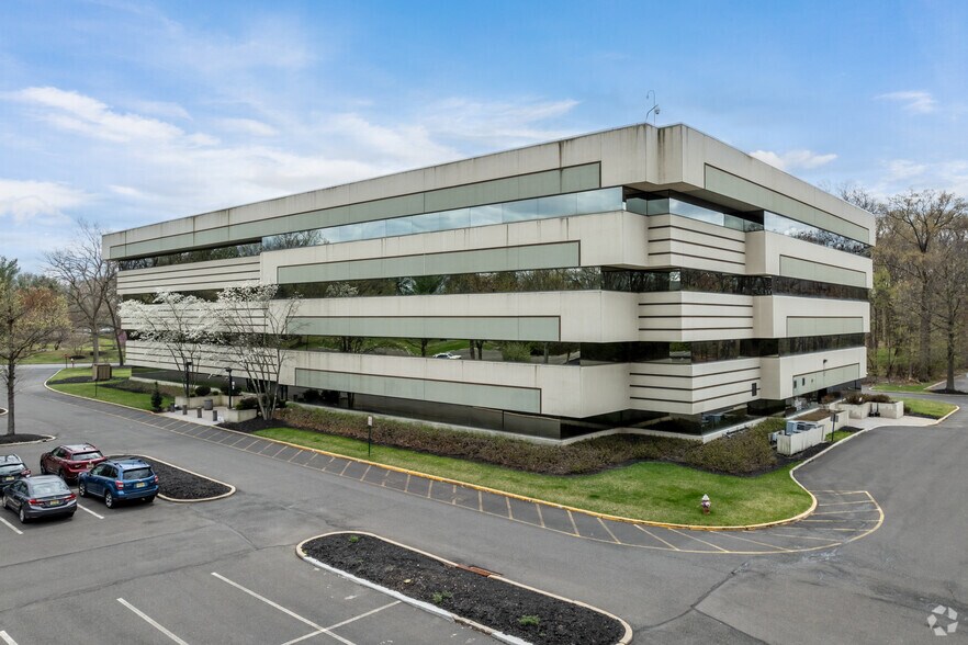 More Photos Of 3 Independence Way, Princeton Office For Lease