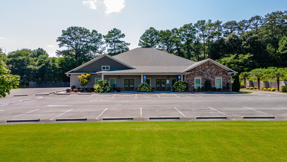 More Photos Of 150 Jw Plaza Dr SE, Calhoun Office For Sale