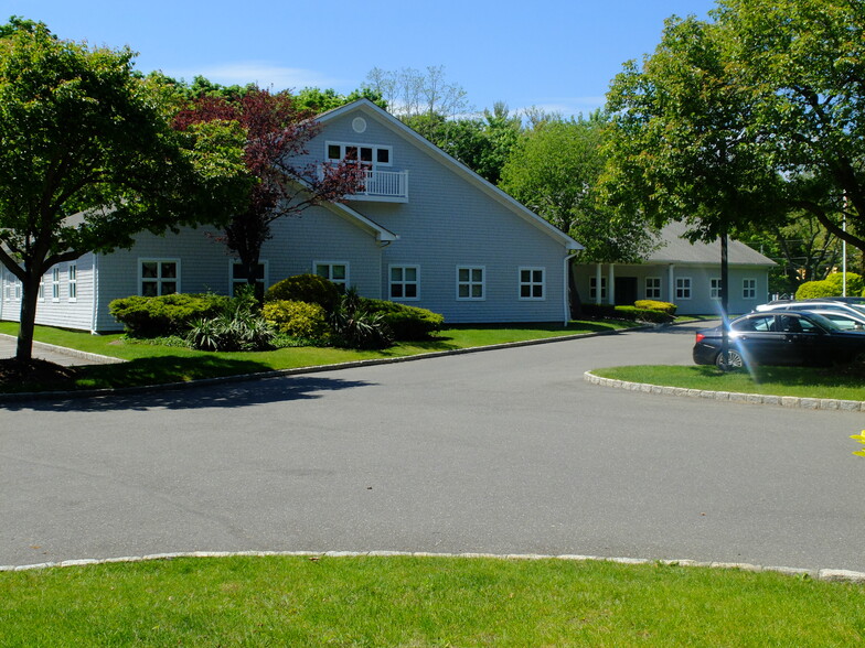 Primary Photo Of 170 N Country Rd, Port Jefferson Office For Lease