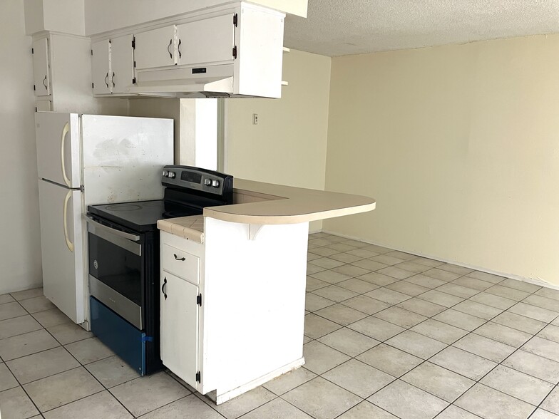 More Photos Of 3877 Menlo Ave, San Diego Apartments For Sale