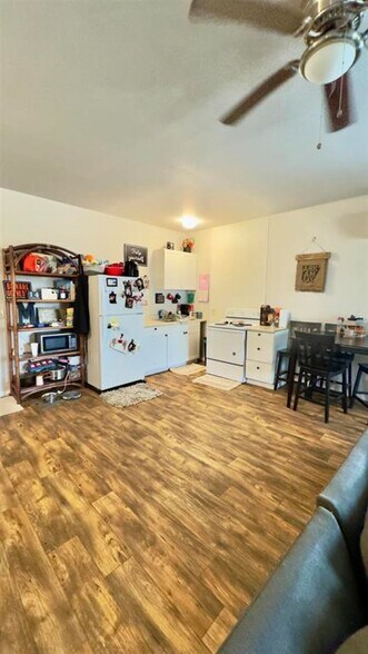 More Photos Of 380 Jumbo Rd, Melbourne Multifamily For Sale