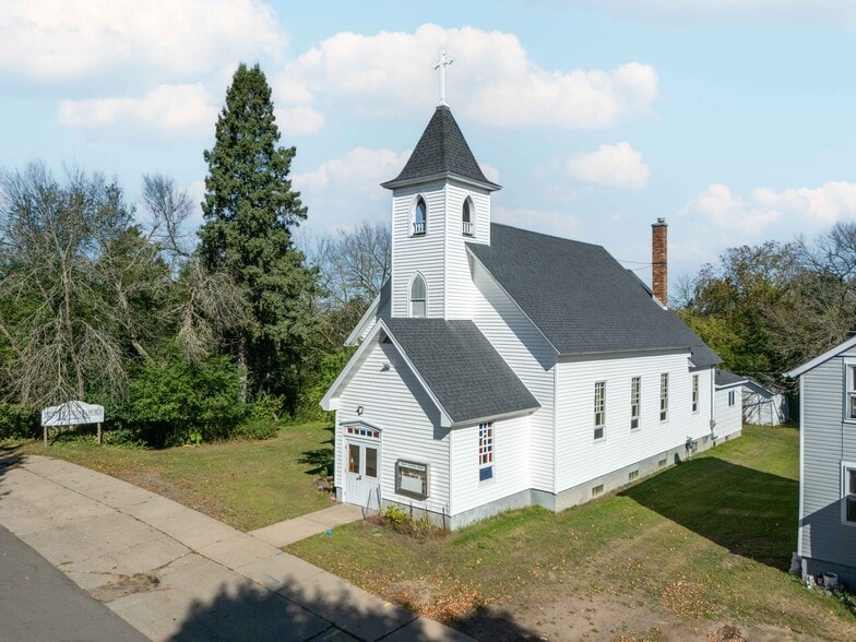 Primary Photo Of 103 Blossom St, Iron River Religious Facility For Sale