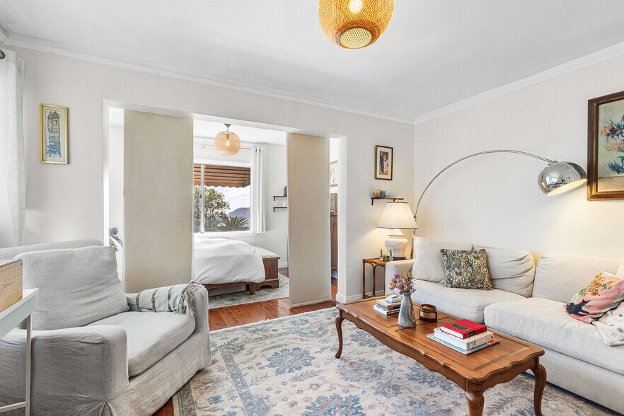 More Photos Of 3055 Future St, Los Angeles Apartments For Sale