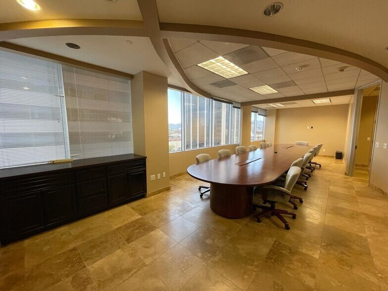 More Photos Of 600 N Brand Blvd, Glendale Medical For Lease