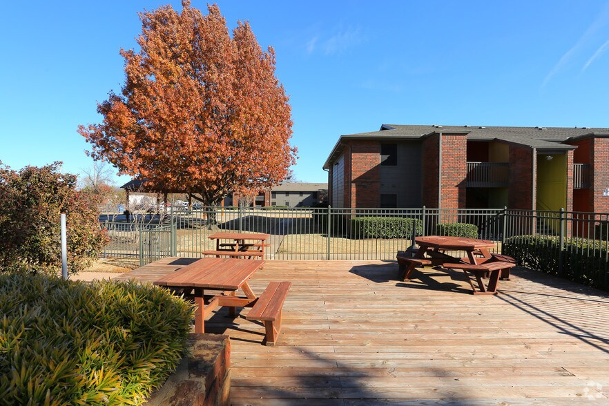 More Photos Of 6326 S 107th East Ave, Tulsa Apartments For Sale