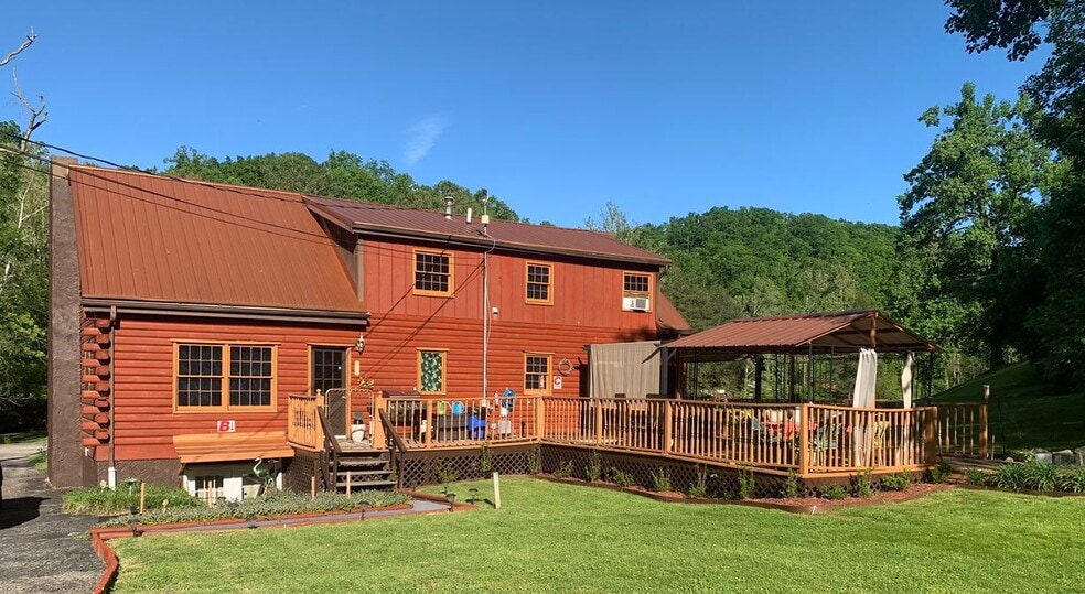 More Photos Of 2507 5th Street Rd, Huntington Specialty For Sale