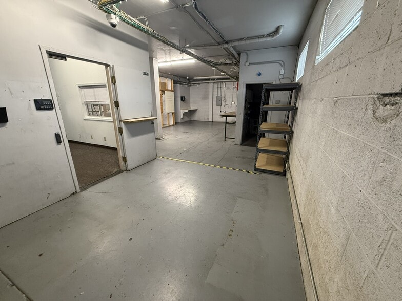 More Photos Of 50 Snider Way, Sparks Light Distribution For Lease