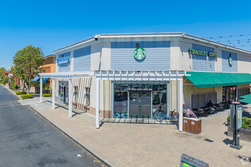 More Photos Of 523-2367 S Shore Ctr W, Alameda Unknown For Lease