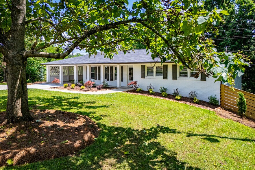 More Photos Of 2932 US-27, Buchanan Office For Sale