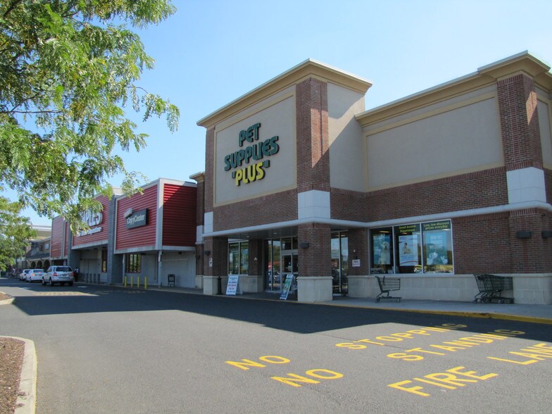 More Photos Of 3106-3140 State Route 35, Hazlet Unknown For Lease