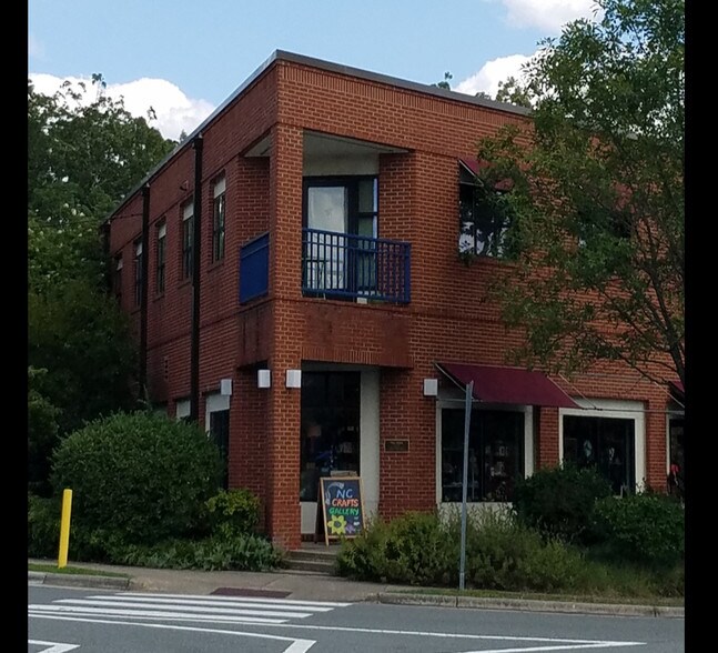 More Photos Of 212 W Main St, Carrboro Office For Lease