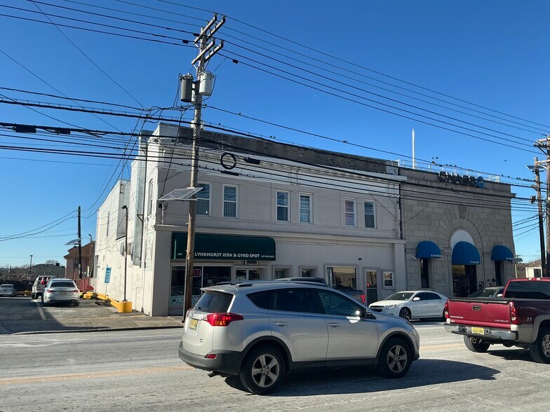 Primary Photo Of 305-307 Ridge Rd, Lyndhurst General Retail For Sale