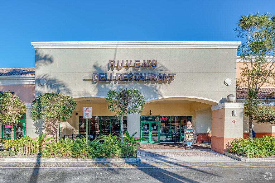 More Photos Of 13800-13900 Jog Rd, Delray Beach Unknown For Lease
