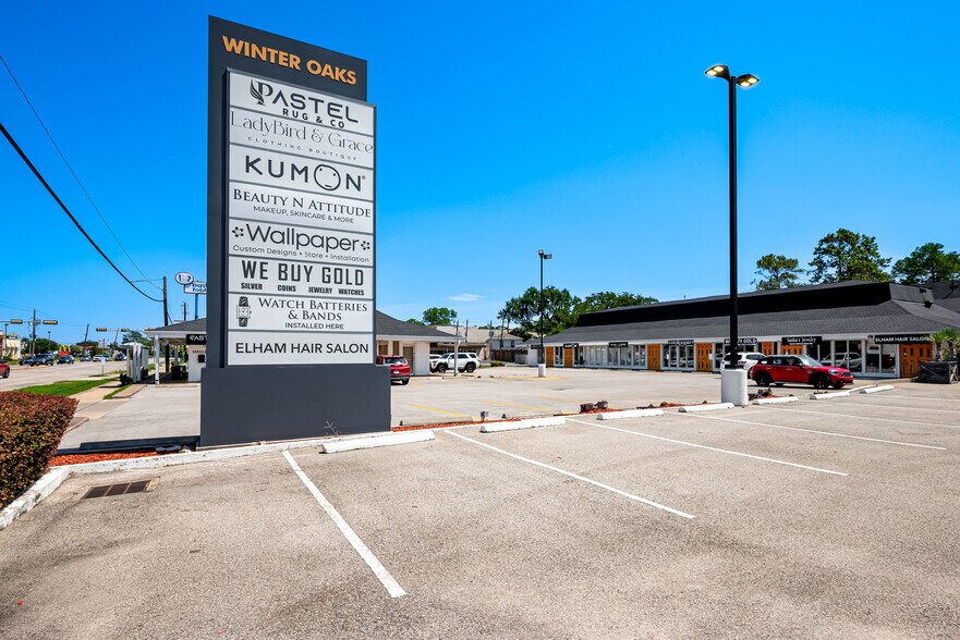 More Photos Of 14501 Memorial Dr, Houston General Retail For Lease